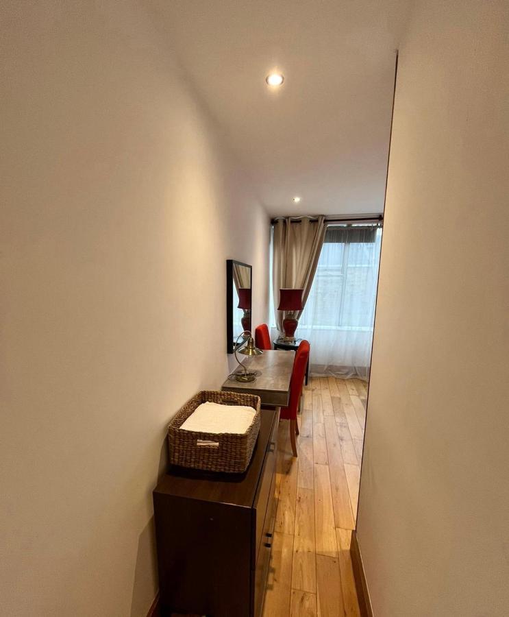 Luxury 2 Double Bedroom Flat - Kensington Londra Esterno foto