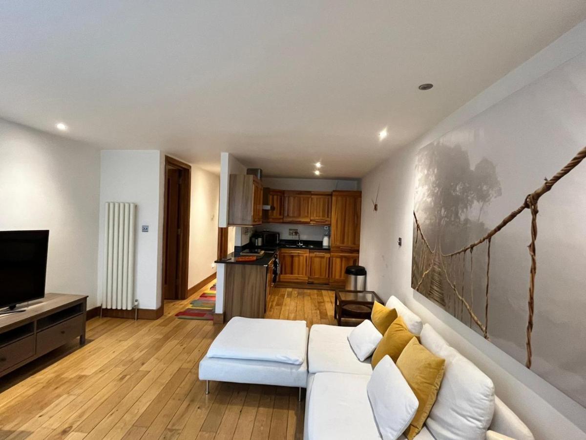 Luxury 2 Double Bedroom Flat - Kensington Londra Esterno foto