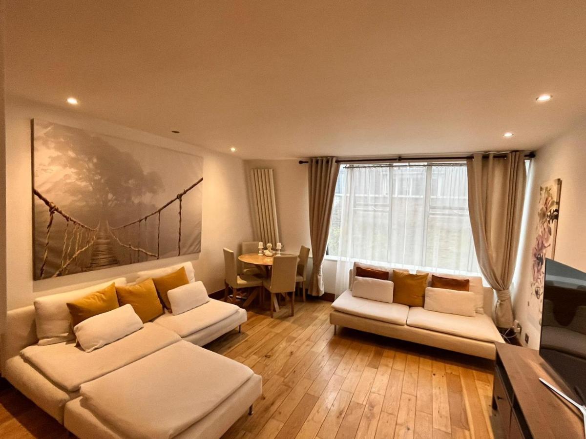 Luxury 2 Double Bedroom Flat - Kensington Londra Esterno foto