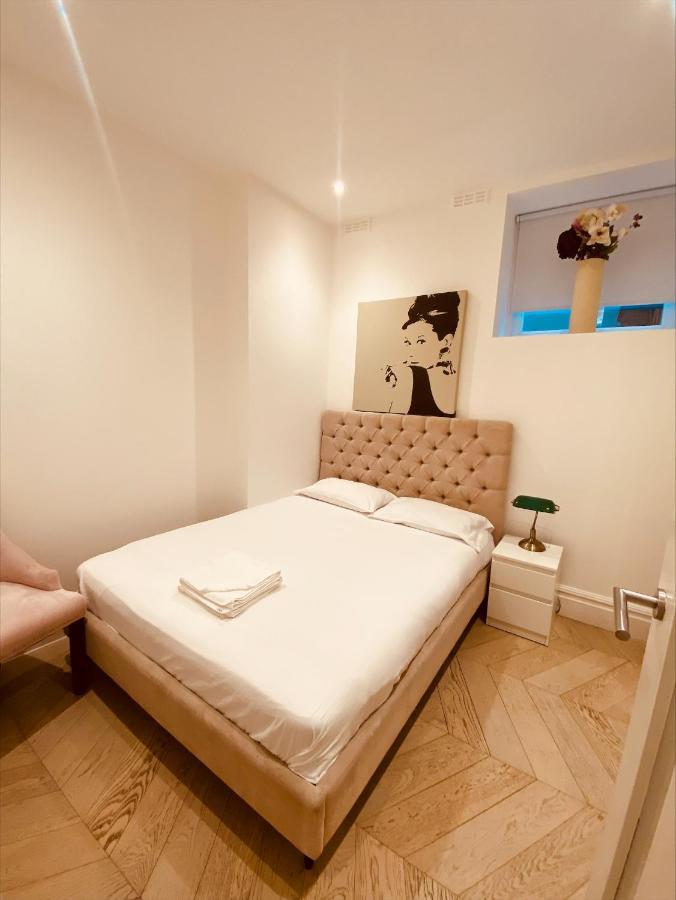 Luxury 2 Double Bedroom Flat - Kensington Londra Esterno foto