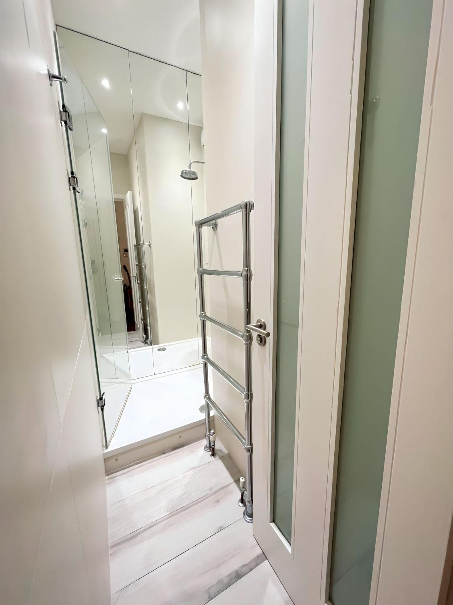 Luxury 2 Double Bedroom Flat - Kensington Londra Esterno foto
