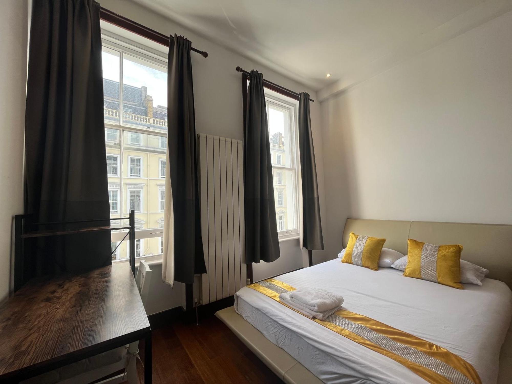 Luxury 2 Double Bedroom Flat - Kensington Londra Esterno foto